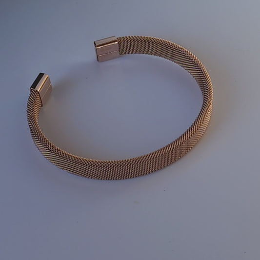 Stainless steel mesh cuff bracelet