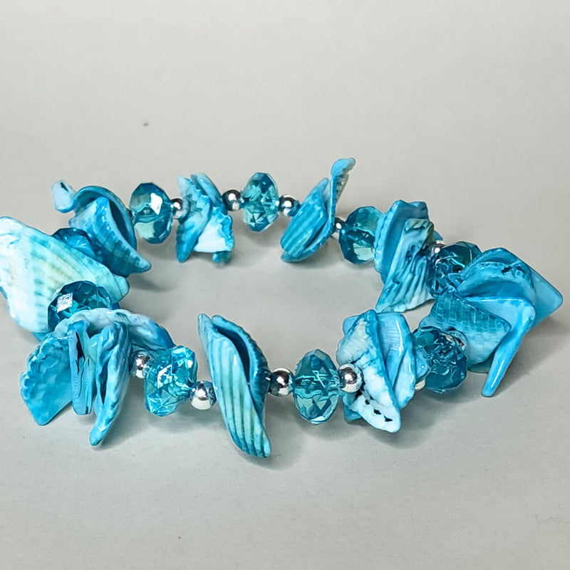 Shell bead bracelet