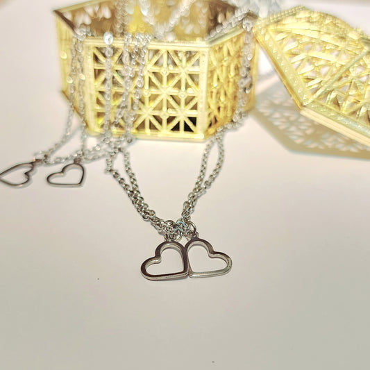 Chain of hearts