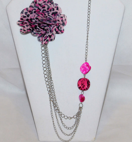 Flower chain necklace - A Purple Box Co.