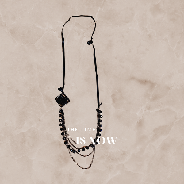 Blackelace Necklace